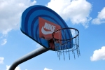Basketballkorb auf dem  Nike-Court im Kölner Grüngürtel. (Foto: A. Lebeda)